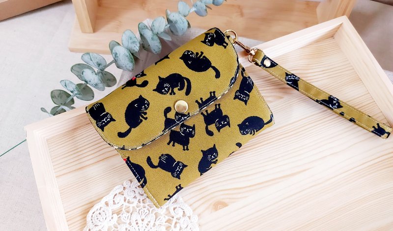 Japanese cloth cat [eight-grid card layer-three-layer wallet] Choibu coin purse/handmade wallet - กระเป๋าสตางค์ - ผ้าฝ้าย/ผ้าลินิน สีเหลือง