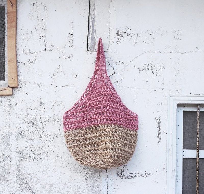 [Customized] Handmade hand-woven / Linen woven mesh bag / shopping bag / Linen bag / shoulder - Handbags & Totes - Cotton & Hemp Pink
