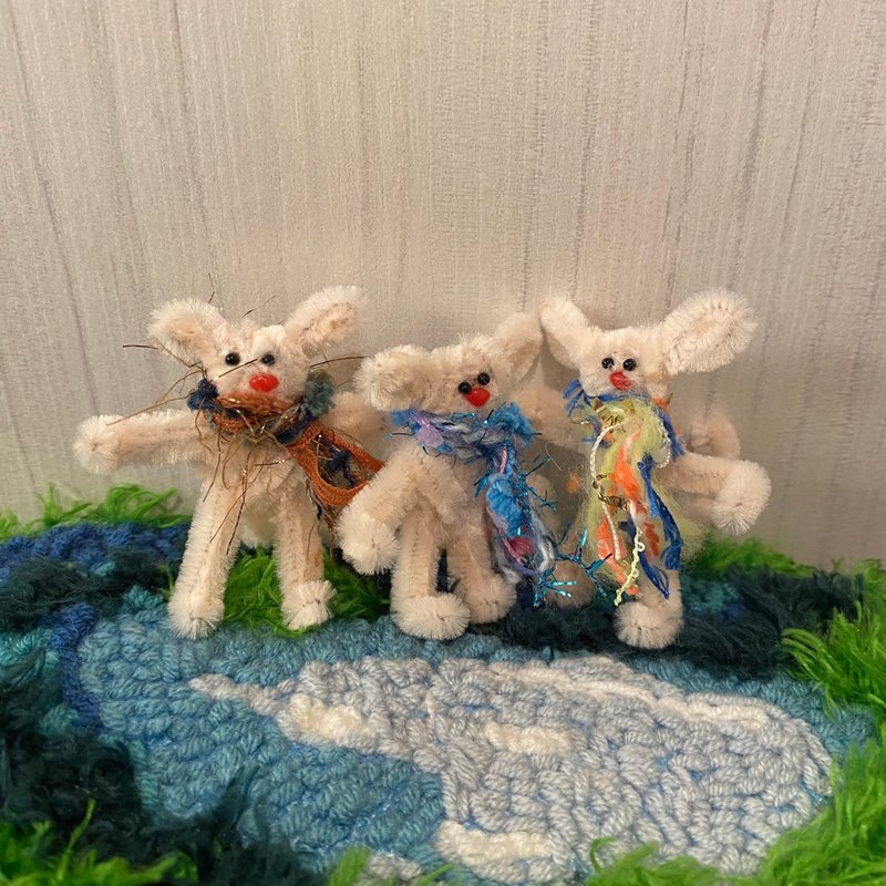 Three little elves 5cm-hairy root twist stick handmade/dirty cute wandering zoo/モールアート - Stuffed Dolls & Figurines - Other Man-Made Fibers White