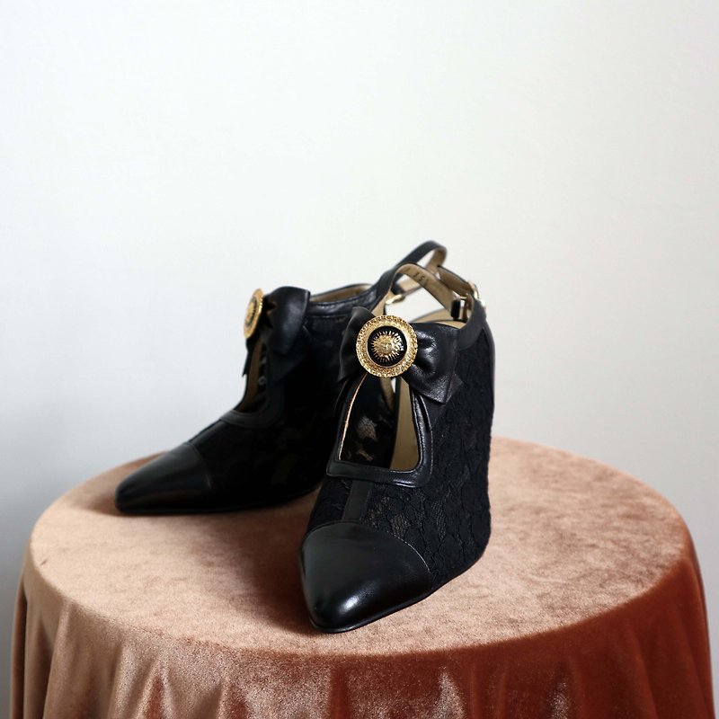 Pumpkin Vintage. Italian Gianni Versace Vanesi black lace heel - High Heels - Genuine Leather Black
