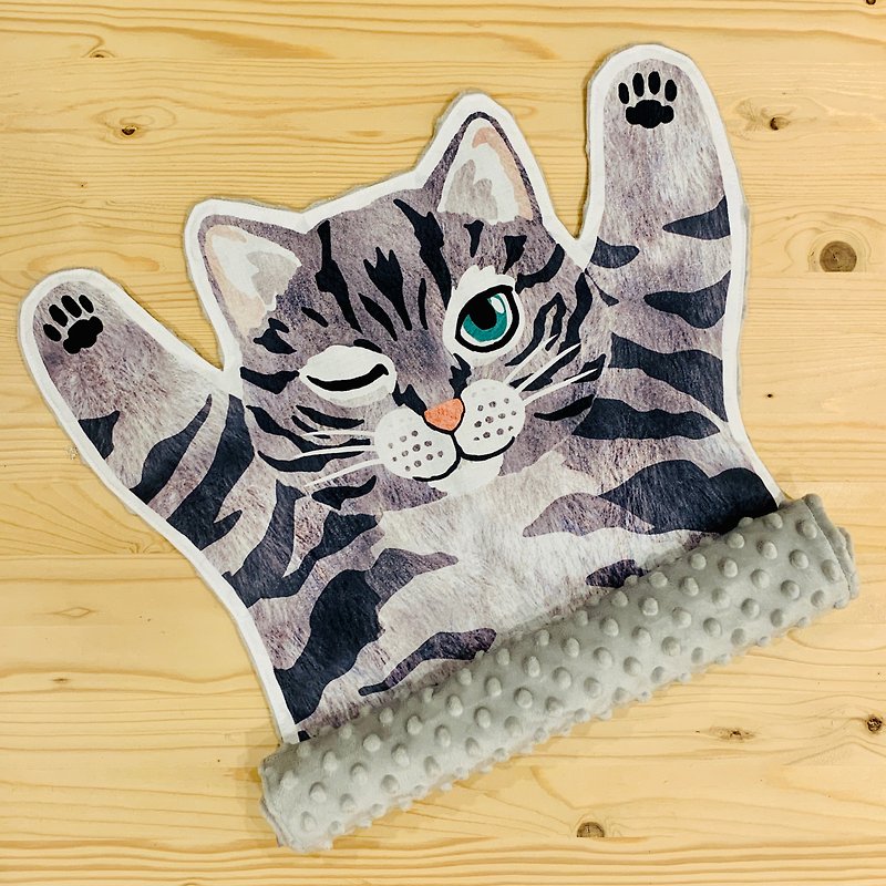 棉．麻 彌月禮盒 灰色 - 【貓咪彌月禮】日本貓眨眼造型豆豆毯_含禮盒包裝