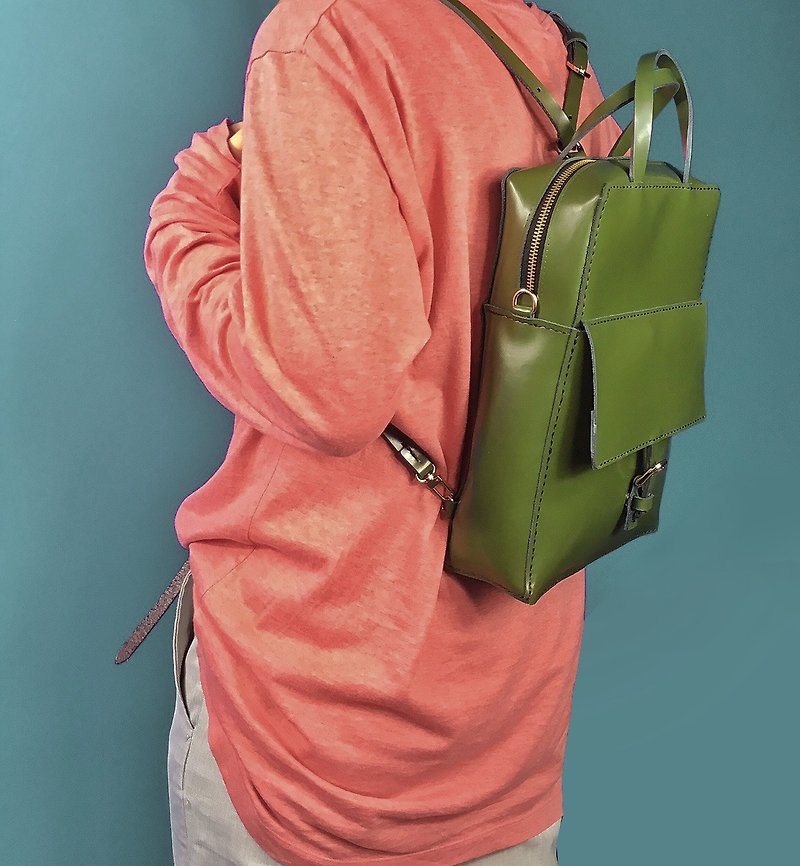 TaneLa Leather Hand bag shoulder bag and Back pack in oilver green - Backpacks - Genuine Leather Green