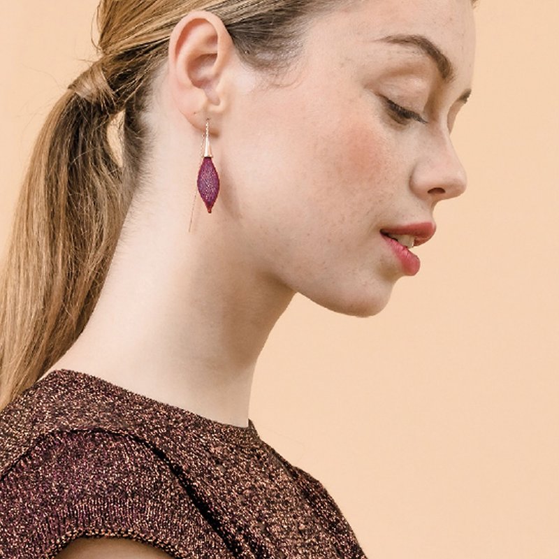 French handmade nylon flower 苞 earrings _ purple red - Earrings & Clip-ons - Polyester Purple