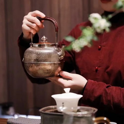 尚幀品兔毫紋望月形銀壺純銀湯瓶銀壺燒水壺1300cc 尚幀品手工銀