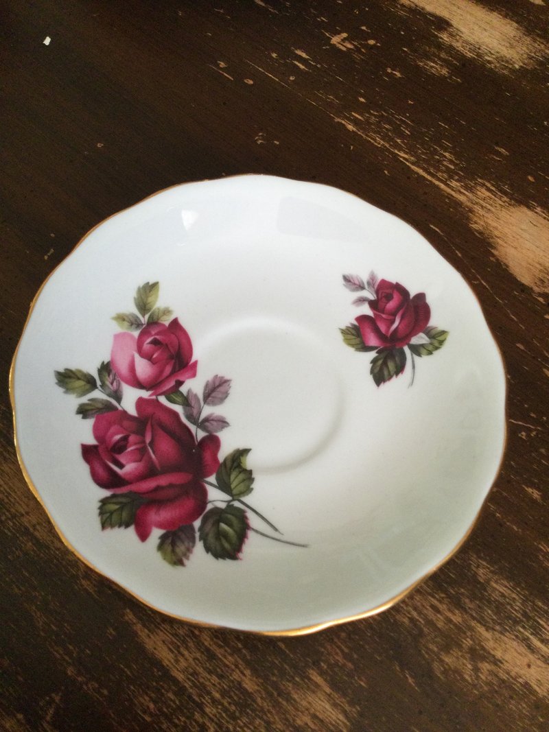 Queen Anne Red Rose Saucer-05 - จานและถาด - เครื่องลายคราม 