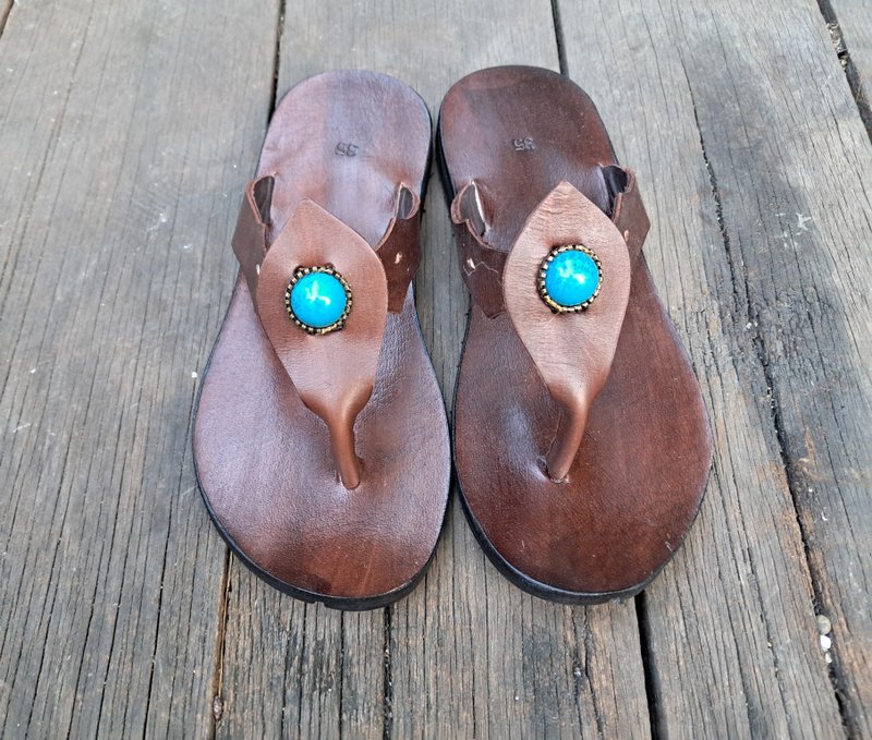 Brown sandals, Flat sandals, handmade leather sandal, woman sandal - รองเท้าแตะ - หนังแท้ สีนำ้ตาล