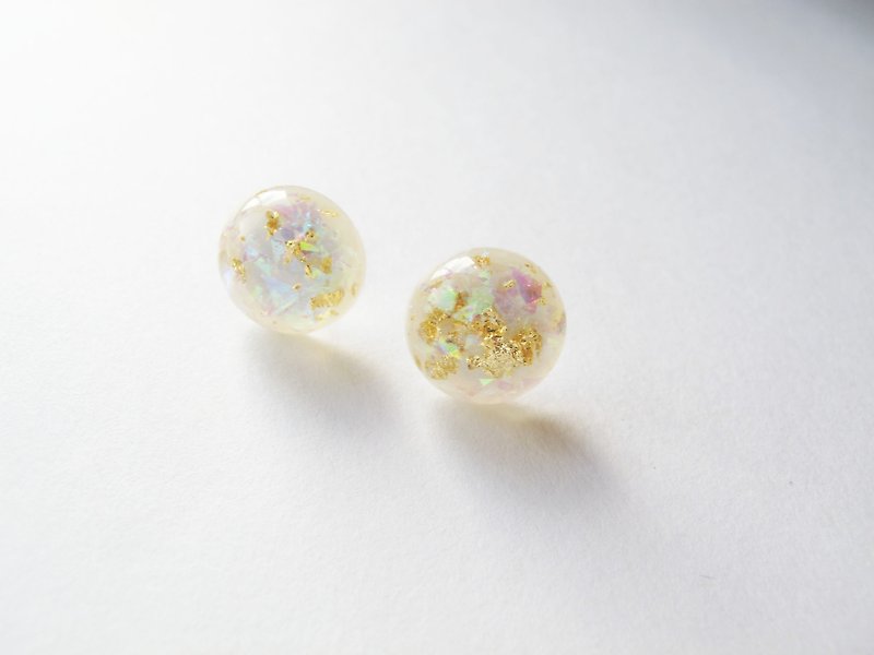 * Rosy Garden * White colour with shiny gold flakes resin earrings - Earrings & Clip-ons - Other Materials White