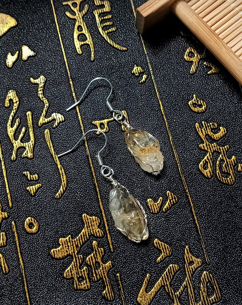 佚名山河。耳環。黃水晶隨型耳環。金屬編織 - 項鍊 - 寶石 黃色