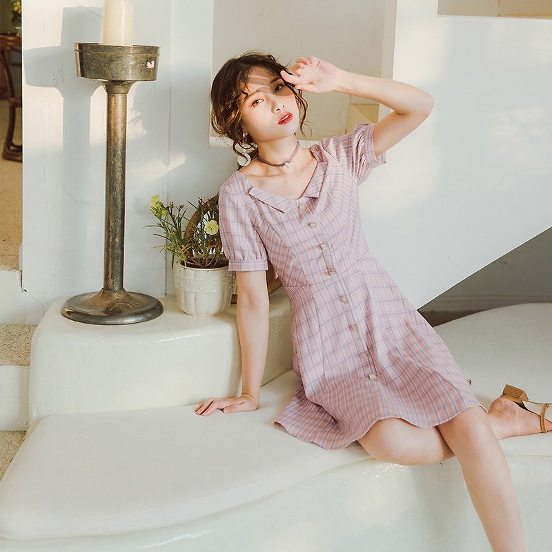 [thin section] Anne Chen 2019 summer diamond collar check pattern short dress YHX9483 - ชุดเดรส - วัสดุอื่นๆ 
