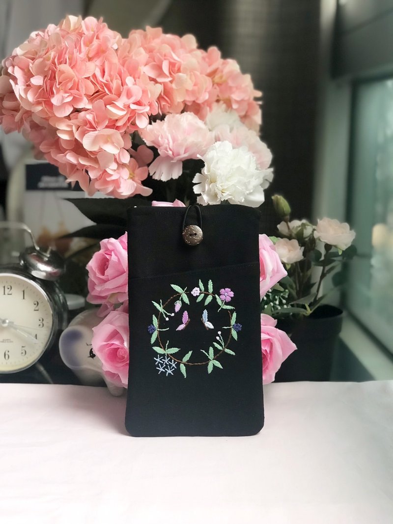 Phone sleeve,phone case,embroidered phone sleeve,embroidered phone case - 其他 - 棉．麻 