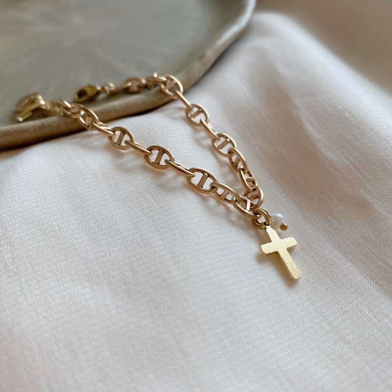 Old dreams - brass cross bracelet - สร้อยข้อมือ - เครื่องเพชรพลอย หลากหลายสี