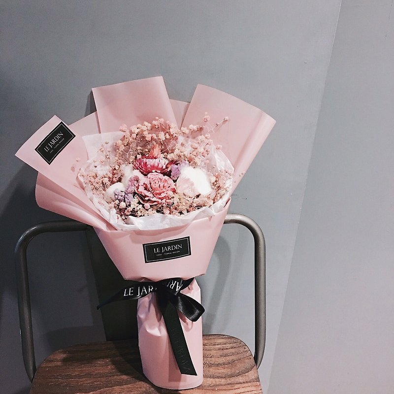 The two sets of small bouquets are slightly different. - ตกแต่งต้นไม้ - พืช/ดอกไม้ 