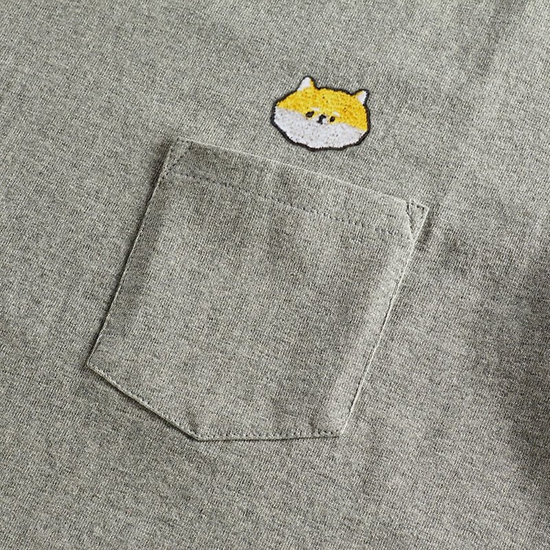 Embroidery Thick Pocket T-Shirt - Yallow Shiba - เสื้อฮู้ด - ผ้าฝ้าย/ผ้าลินิน สีเทา