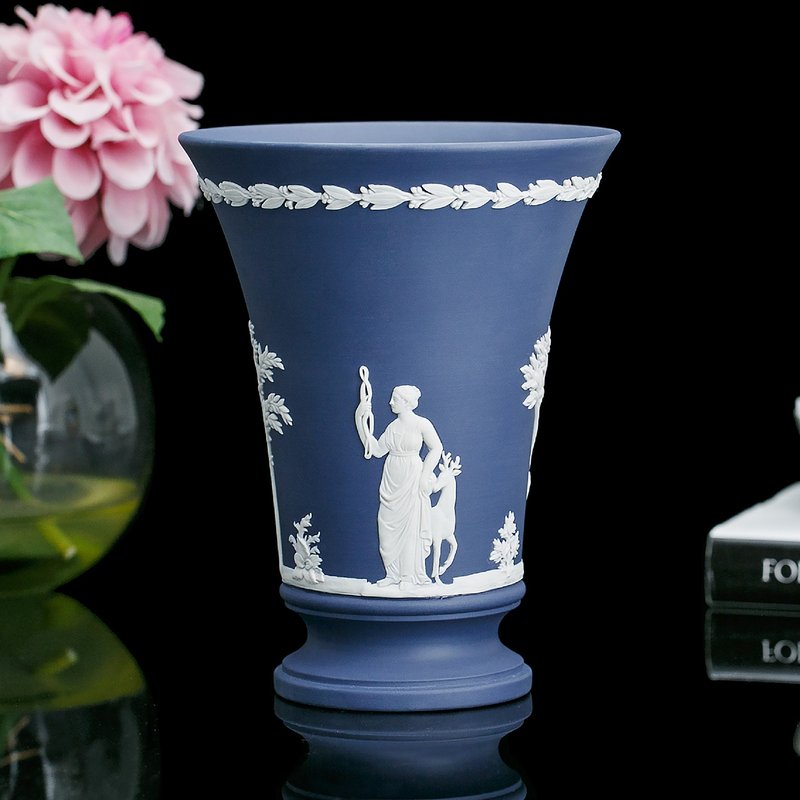 英國製Wedgwood 希臘神話1974年波特蘭陶瓷浮雕花瓶插花花器 - 花瓶/花器 - 瓷 