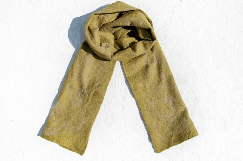 手工羊毛氈絲巾/濕氈絲巾/水彩藝術感圍巾/羊毛圍巾-綠色漸層草皮 - 絲巾 - 羊毛 綠色