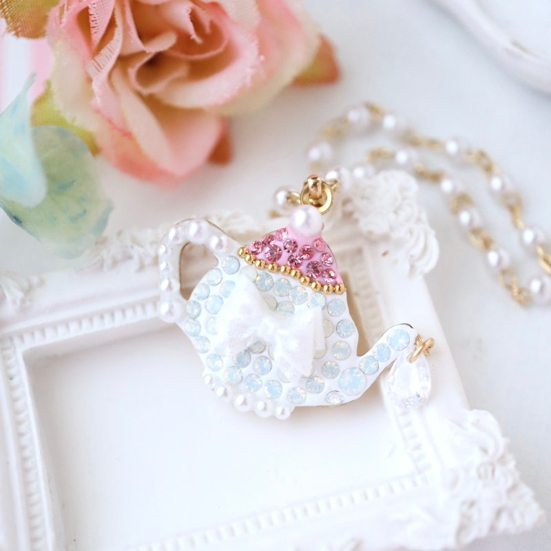 Teapot Necklace White - สร้อยคอ - วัสดุอื่นๆ ขาว