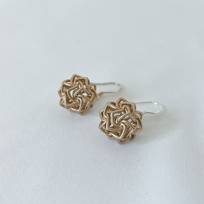 【D35b】Geometric Earrings Hollow Round Tube Rose Resin Metal Color System - Earrings & Clip-ons - Resin Gold