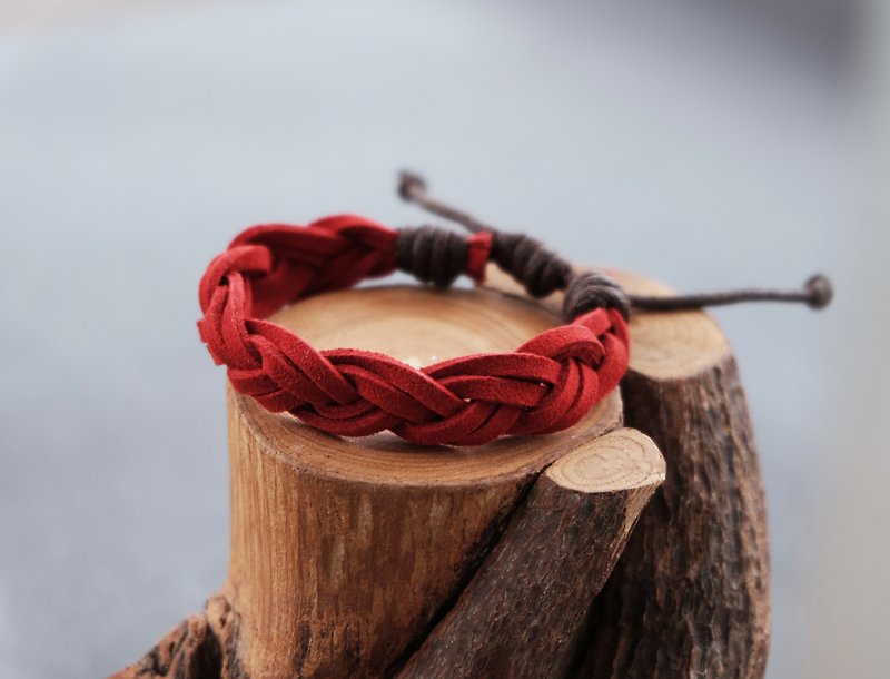Red suede cord braided adjustable bracelet - 手鍊/手環 - 其他材質 紅色