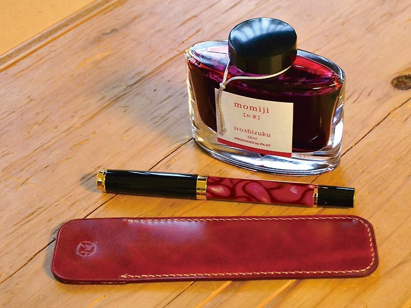 One fountain pen case Lugateau Wine Red - กล่องดินสอ/ถุงดินสอ - หนังแท้ สีแดง