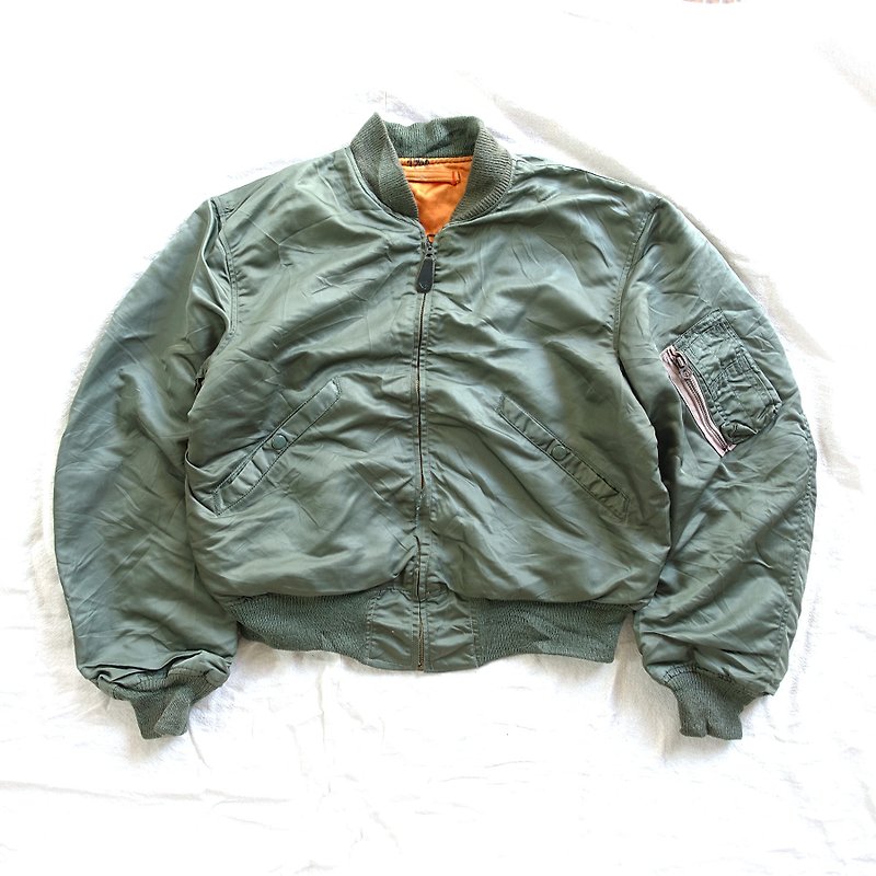 BajuTua / vintage / 1968 Vietnam War US Army issued Alpha L-2B flight jacket-light green - Men's Coats & Jackets - Nylon Green