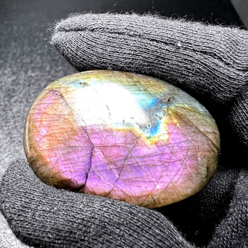 ripple. Ore Sleep Handle Healing Meditation l Labradorite Purple Labradorite AB Side l - ของวางตกแต่ง - หิน หลากหลายสี