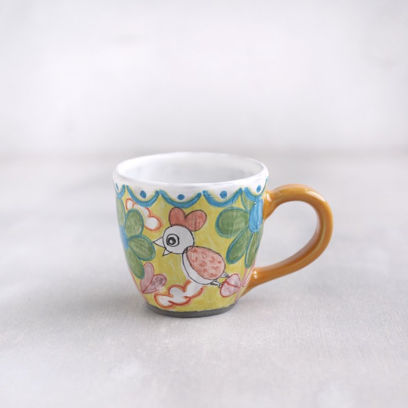 お散歩鳥と花のマグ・黄色の取っ手 - 咖啡杯/馬克杯 - 陶 黃色