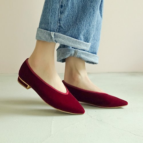 MajorPleasure 女子鞋研究室 日本天鵝絨!曖曖光澤優雅尖頭鞋 紅 MIT -真紅