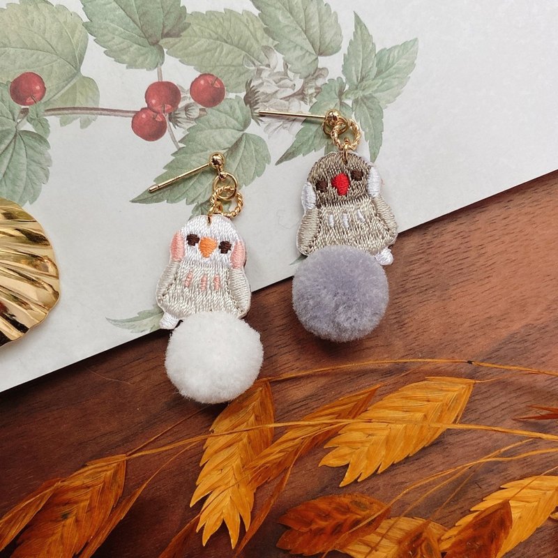 刺繡耳環 | 耳夾 / 耳釘 -毛球文雀 | Littdlework - 耳環/耳夾/耳骨夾 - 繡線 多色