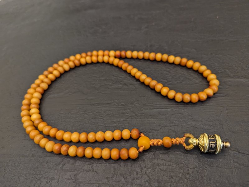 Prayer wheel and Vintage Tibetan yak bone mala prayer rosary necklace 108 beads - สร้อยคอ - วัสดุอื่นๆ สีส้ม