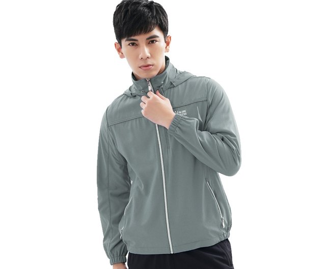 water repellent lightweight jacket