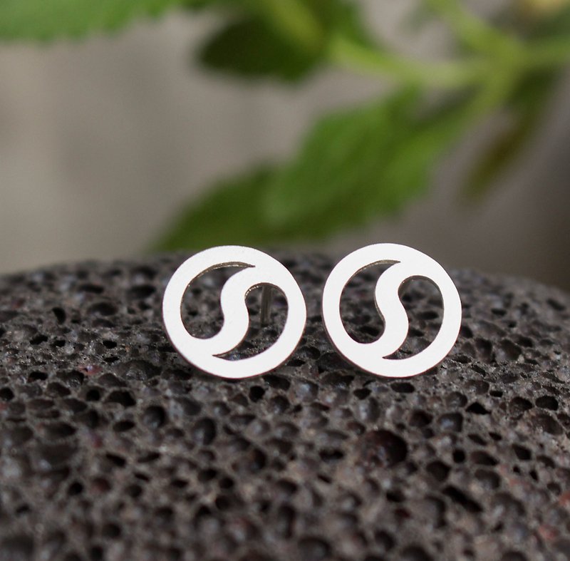 Yin Yang - Silver Earrings / Sterling Silver / Earrings - Earrings & Clip-ons - Other Metals 