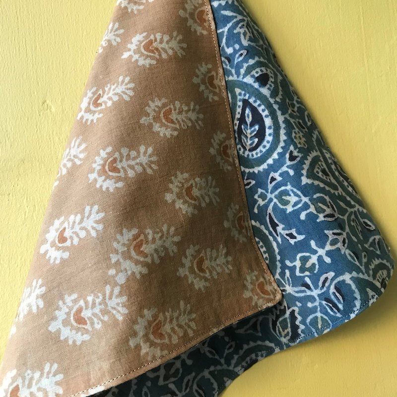 Woodcut printing and dyeing natural plant dyeing manual limited edition towel handkerchief - ผ้าพันคอ - ผ้าฝ้าย/ผ้าลินิน สีน้ำเงิน