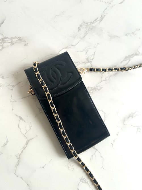 LA LUNE Vintage 日本鑑證古董品選物店 【LA LUNE】稀有中古二手Chanel黑色漆皮斜揹包單肩包側孭包小包