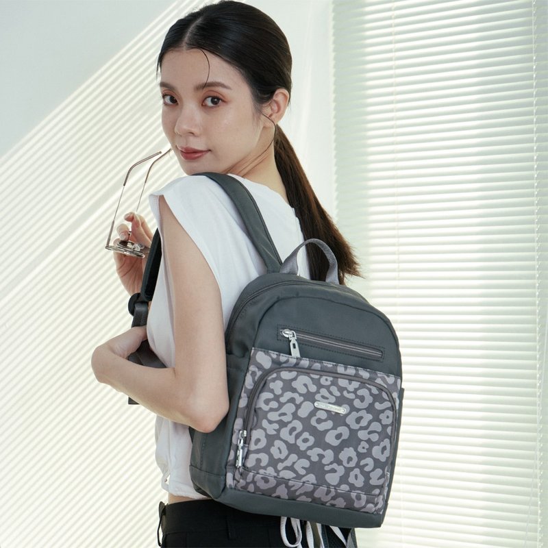 [Kim Anderson] Jungle Roaming Compact Backpack - Rock Gray - กระเป๋าเป้สะพายหลัง - เส้นใยสังเคราะห์ สีเทา