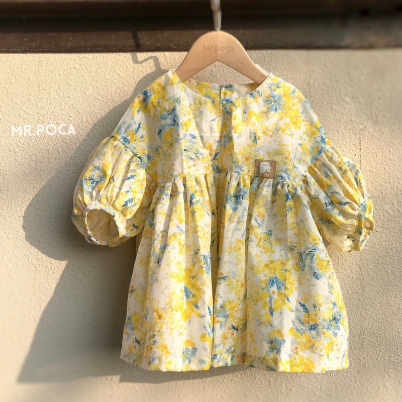 Ichiyanagi Ayano Refreshing Yellow-Puff Sleeve Top - เสื้อยืด - ผ้าฝ้าย/ผ้าลินิน หลากหลายสี