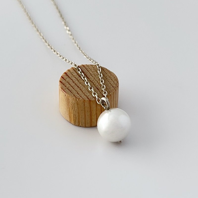 White Pearl Pendant in 925 Sterling Silver - 8mm - 項鍊 - 純銀 白色