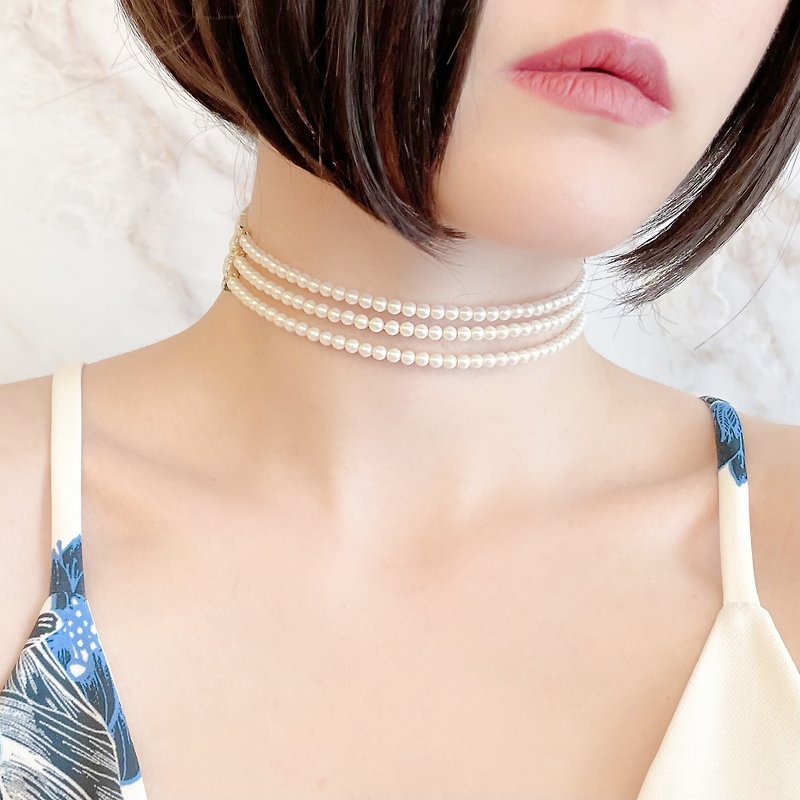 Aglaia Necklace / Silent Night / 3-strand pearl choker SV130WH - Chokers - Other Metals White