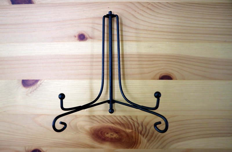 Purchase a 5~8 inch small plate rack (you need to buy a plate first) - ของวางตกแต่ง - โลหะ สีดำ