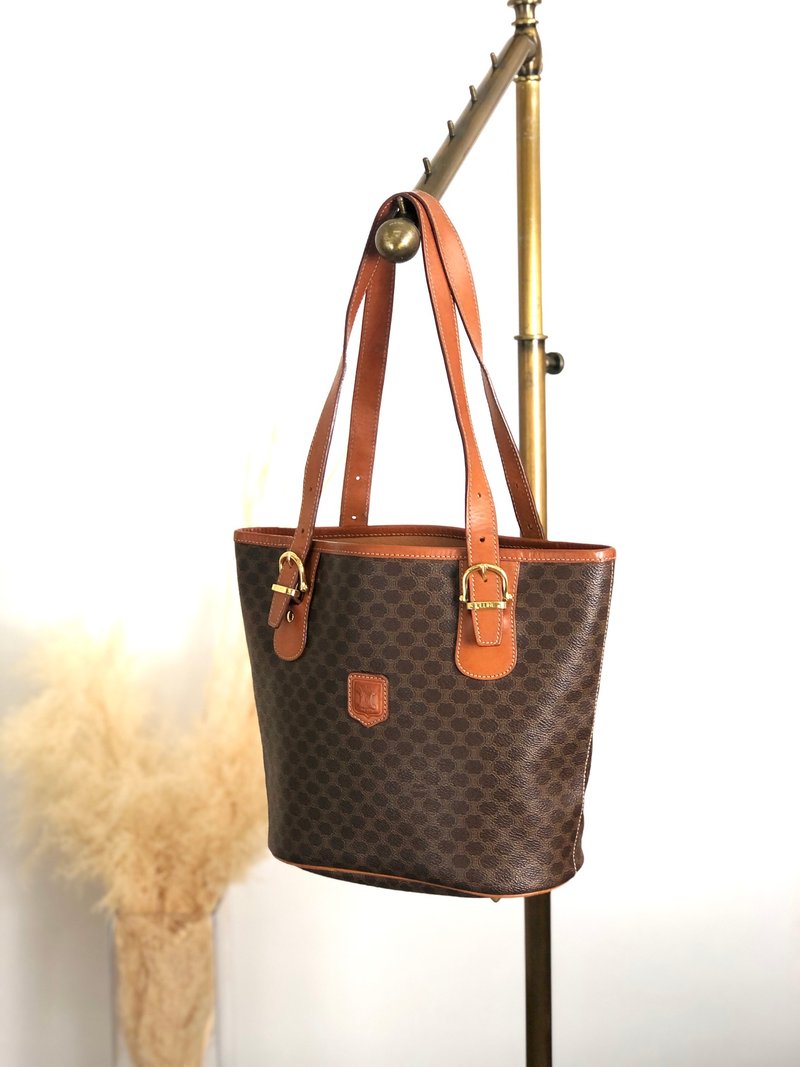 【 日本直送　名牌中古包 】CELINE セリーヌ マカダム トートバッグ ブラウン ブラゾン型押し PVC レザー vintage ヴィンテージ 4tv5ky - 手提包/手提袋 - 防水材質 咖啡色