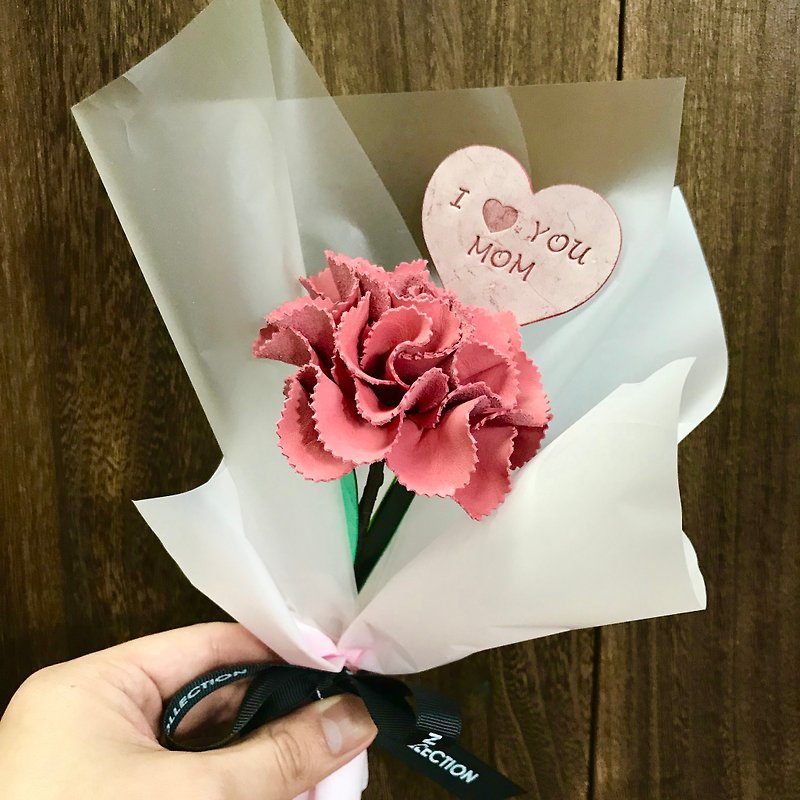 Leather Carnation Bouquet with Heart-sharp Leather - Items for Display - Genuine Leather Multicolor