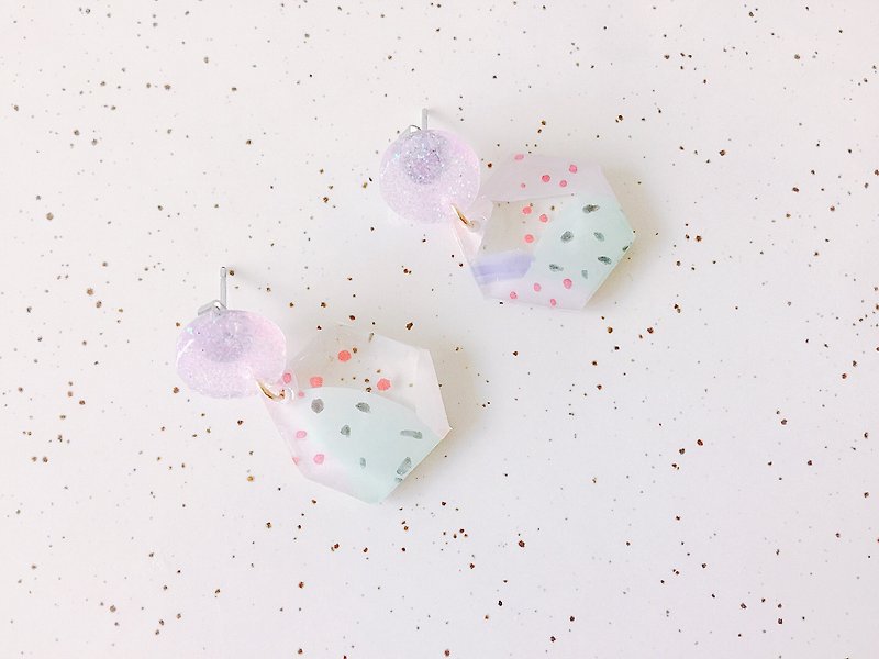Magic Stardust Series - Magic Bubble Hand-Drawn Dangle Handmade Earrings Ear/Ear clip - Earrings & Clip-ons - Other Materials Pink