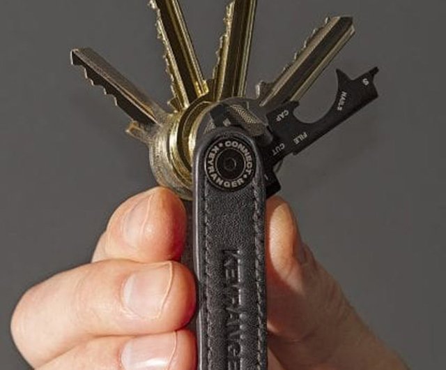 真の実用性】イギリスの多機能レザーキーホルダーツールバックルキー