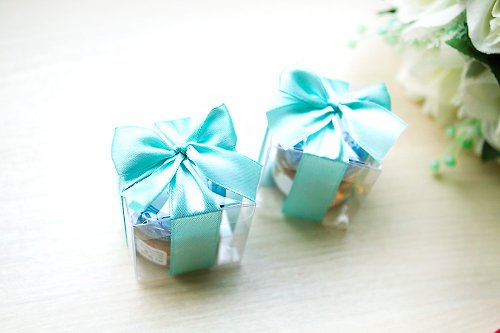 幸福朵朵 婚禮小物 花束禮物 甜蜜蜜-透明盒裝-瑞士進口hero蜂蜜小禮盒(Tiffany緞帶)-禮物