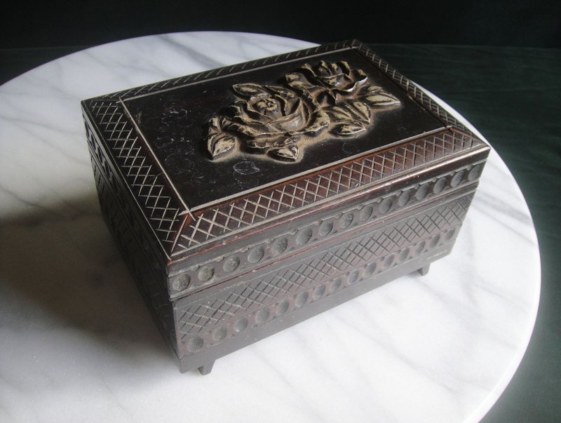 [OLD-TIME] Early second-hand Japanese-made wooden music jewelry box - กล่องเก็บของ - วัสดุอื่นๆ หลากหลายสี