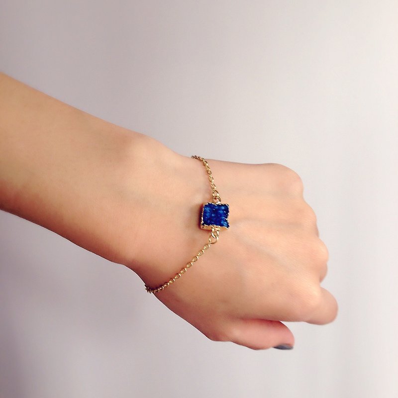 "KeepitPetite" Simple · blue square gold-plated gold-plated copper bracelet agate crystal · - สร้อยข้อมือ - เครื่องเพชรพลอย สีน้ำเงิน