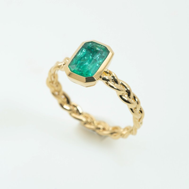 [Spring Rain] CJ Design 18K Gold Inlaid Emerald Original Designer Ring - แหวนทั่วไป - เครื่องเพชรพลอย สีเขียว