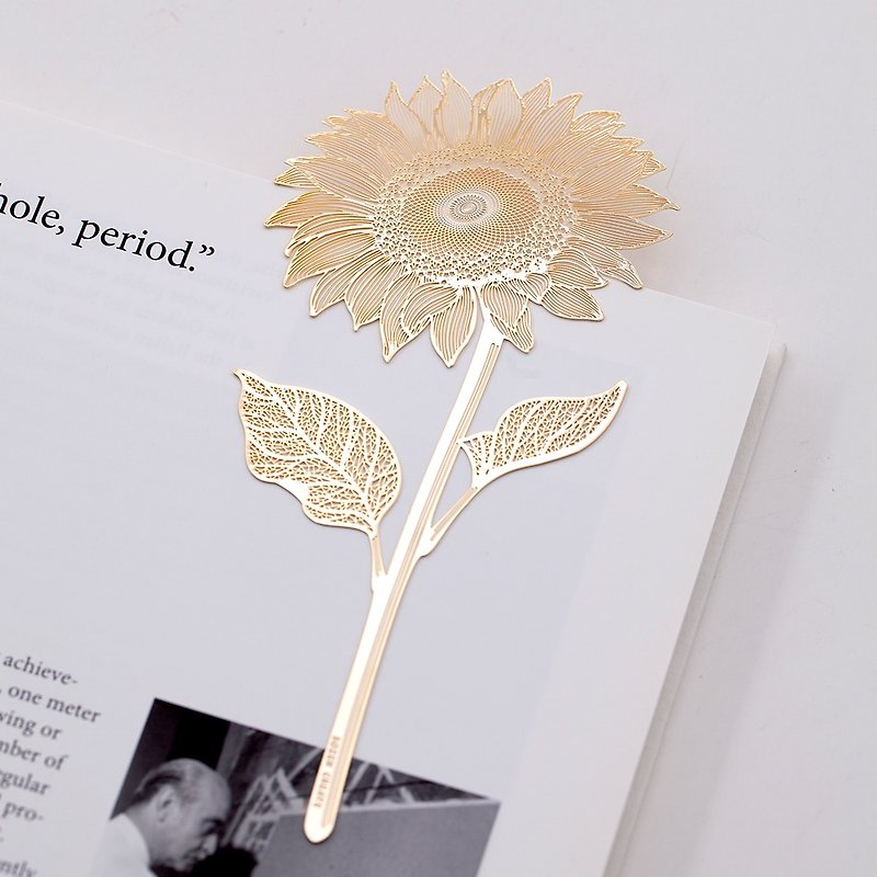 Sunflower bookmark gift box in the palm of your hand - ที่คั่นหนังสือ - โลหะ 