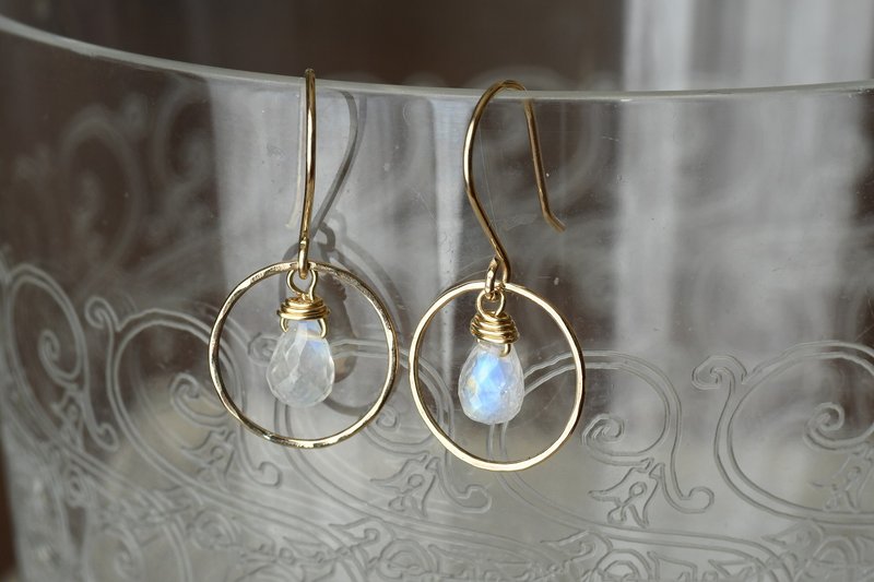 金色の環　レインボームーンストーン - 耳環/耳夾/耳骨夾 - 其他金屬 金色
