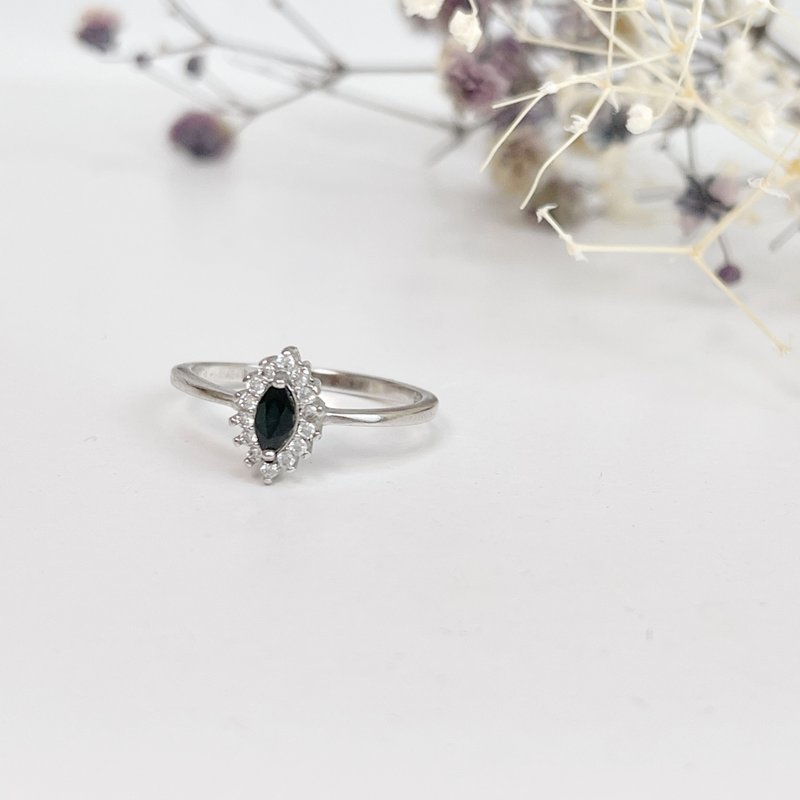 Lifestyle jewelry/classic marquise sapphire/sterling silver ring - แหวนทั่วไป - เครื่องเพชรพลอย 