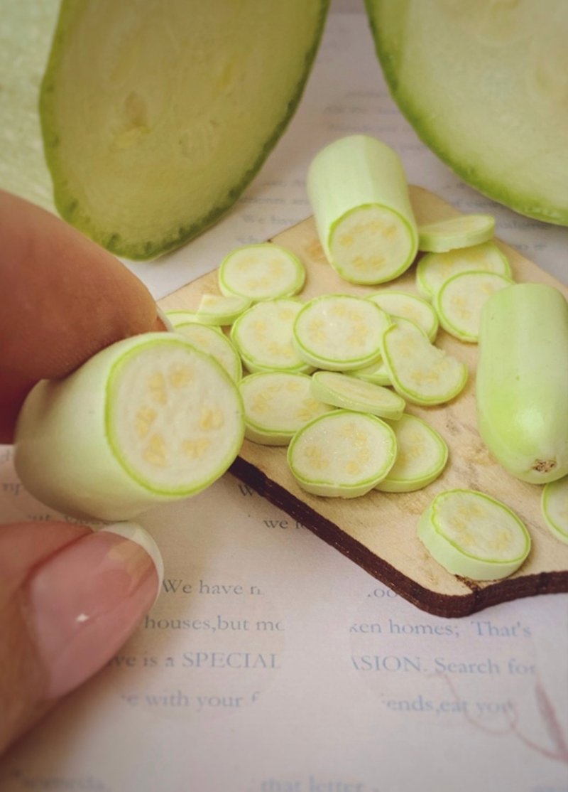 Miniature squash (cane, zucchini). TUTORIAL polymer clay. Mini food. Fimo foods. - สร้อยคอ - ดินเหนียว 